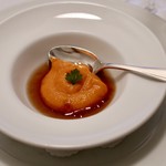 ラ・サンテ - 春掘り人参と羊のコンソメジュレ