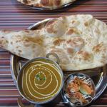 インド・ネパール料理　ナンカレーハウス - ［ランチ］Bセット(チキンカレー+超激辛)