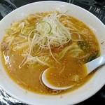 けやき すすきの本店 - 味噌ラーメン（広島で900円）