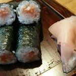 清寿司 支店 - タラコ巻き
