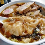 いろは食堂 - チャーシューワンタンメン