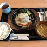 まちごはん かぶら木 - 越後もち豚チーズハンバーグ
