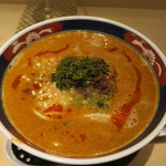 銀座 やまの辺 江戸中華 - 30年5月　担々麺に花山椒を入れて