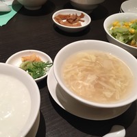 廣東料理 民生 ヒルトンプラザウエスト店 - 