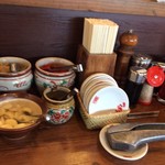 八番山ばりきや - 【2018.5.4(金)】テーブルにある調味料と無料トッピング