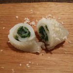 余市SAGRA - ヤリイカ　ホップ新芽の行者ニンニクバター・ゴロ醤油を巻いて