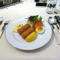 レストラン香味屋 - カニコロッケハーフ
