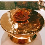 Celadon - ②Rice berry coconut pudding topped with blue crab meat