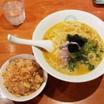 麺屋 六感堂 - 冷製雲丹かけそば＋あさりとトマトの炊き込みご飯（限定チャコ飯）