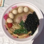 カネキッチン ヌードル - 潮の煮干しらぁめん 900円。うずらの玉子 100円。