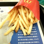 マクドナルド - ポテト！身体に悪いんだろうけど、美味しい！！