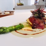 ラ クレリエール - 2018.4.  十勝ハーブ牛レバーのポワレ グリーンアスパラガス シェリーヴィネガーのソース