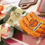 異国精肉店ザ・アミーゴス - ソーセージも美味しい