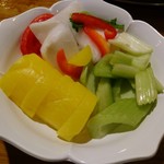 成吉思汗 大黒屋 - 旬の三品盛り合わせ(490円)