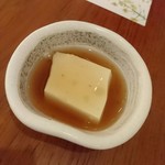 茶茶 このか - お通しの豆腐