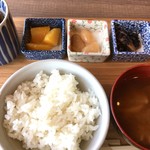 G cafe Fujito - 水金土のみ「みんなの朝ごはん」¥390(税込)
                        ドリンク別+¥100