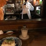 おばちゃんと冷や奴