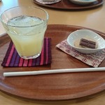 菜食健美　広島店 - 食後のドリンクと焼き菓子