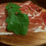 伊酒や 春木屋 - 生ハム500円