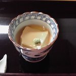 Hanasui - 前菜の抹茶豆腐
