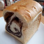 パン ルージュ - あん食パン1/2(300円)