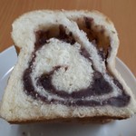 パン ルージュ - あん食パン1/2(300円)　断面