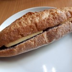 パン ルージュ - あんバターフランス(240円)