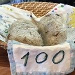 三好うどん - いりこのおにぎり これも美味い‼️