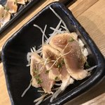 Nikudainingumitasumitasu - 小鉢は鶏タタキ