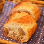 モンテ - ランチコース 1650円 のパン