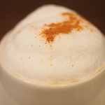 モンテ - ランチコース 1650円 のカプチーノ シナモンパウダー