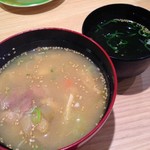 回し寿司 活 活美登利 - ちゃんこ汁