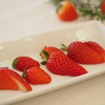 メゾン エルミタージュ - 【イチゴフェア】イチゴでフルコースランチ