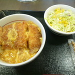 なか卯 - カツ丼＋サラダ