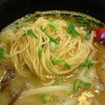 しっかりした細麺
