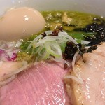 クラム＆ボニート 貝節麺ライク - このレアチャーシューが秀逸な美味さ