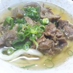 喰うかい - 牛すじうどん ４００円(税込)(2018年4月30日撮影)