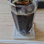 腸詰屋 - アイスコーヒー300円。お味は普通。