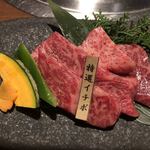 炭焼肉 石田屋。 - 