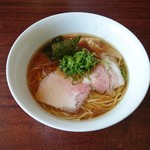 柳麺 多むら - 醤油らぁ麺 780円