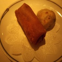 中国料理 美麗華 - 春巻き＆ニラまんじゅう