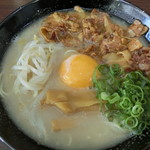 しおとんこつ肉＋玉子。650円+50円