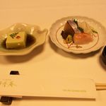 Nihon Ryouri Resutoran Seikouan - お造りと変わり豆腐