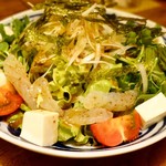 くいもんや おか村 - 海鮮サラダ 1,500円
