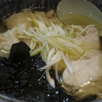 横浜家系ラーメン みさきや - 塩わんたん麺アップ