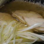 横浜家系ラーメン みさきや - 鶏チャーシュー