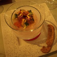 ジャルダンドゥボヌール - タラバ蟹と玉葱のムスリーヌ蒸しアワビとイクラの紫蘇風味シャンパーニュのジュレ