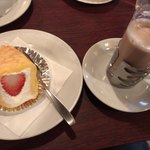 ボンボン - オムレットとカフェラテ