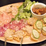 ワイン酒場 ツキアカリ - 