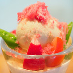 ビストロアム - ランチコース 4484円 の野菜のパフェ 蕪のアイスクリーム